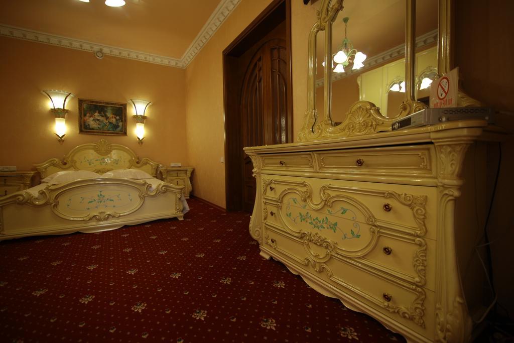 Korall Mykolaiv Exterior photo