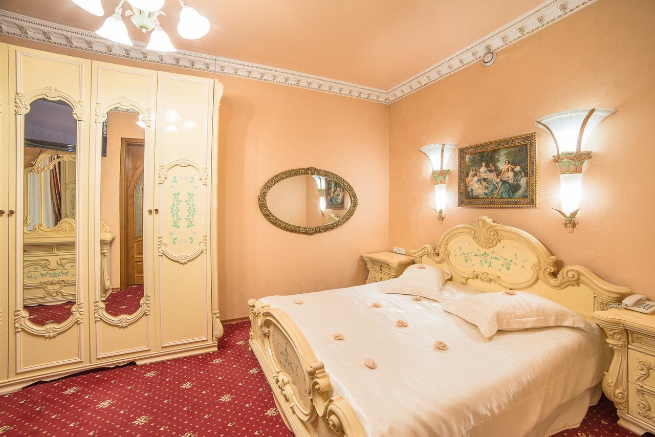 Korall Mykolaiv Exterior photo